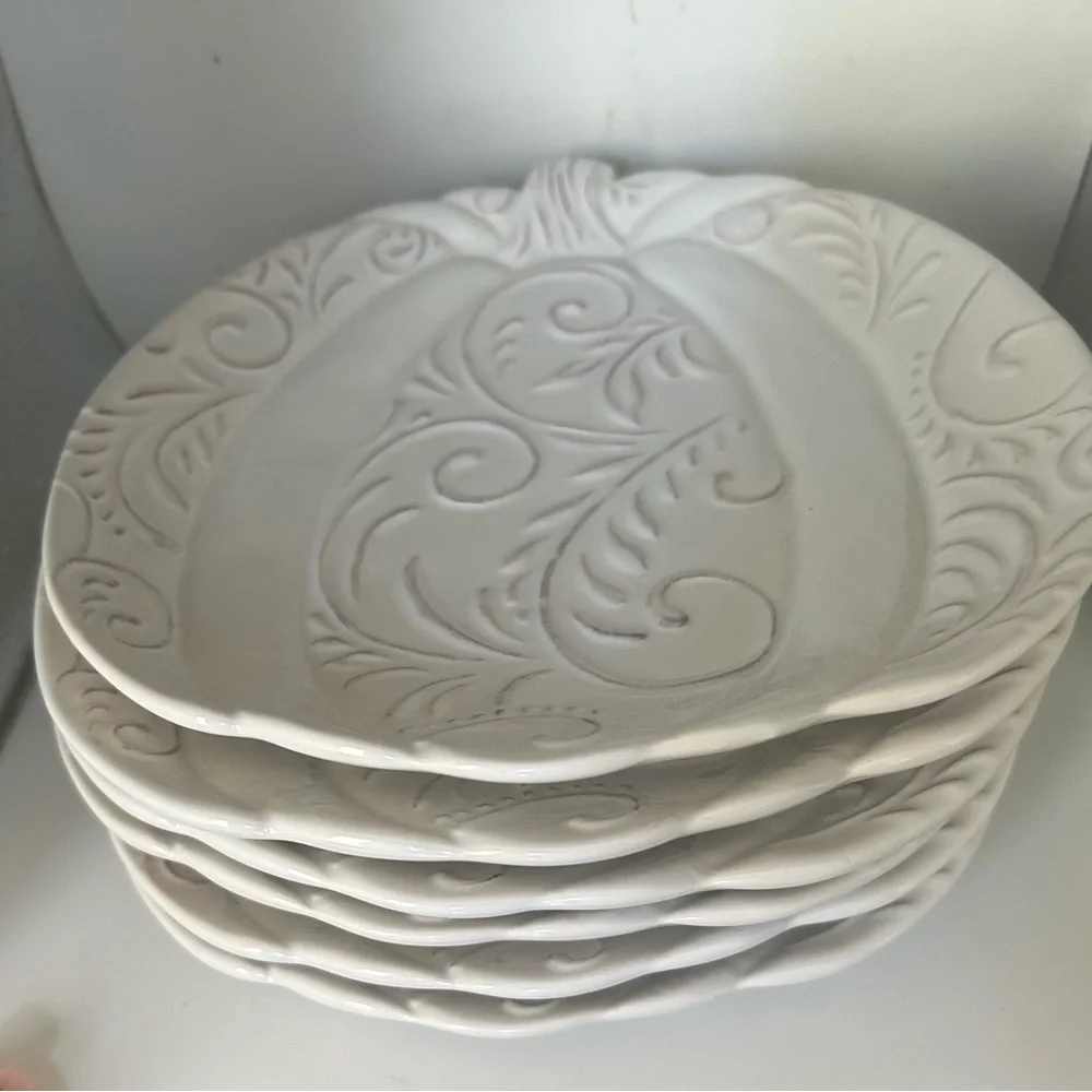 Pier 1 Imports White Dinner Plate